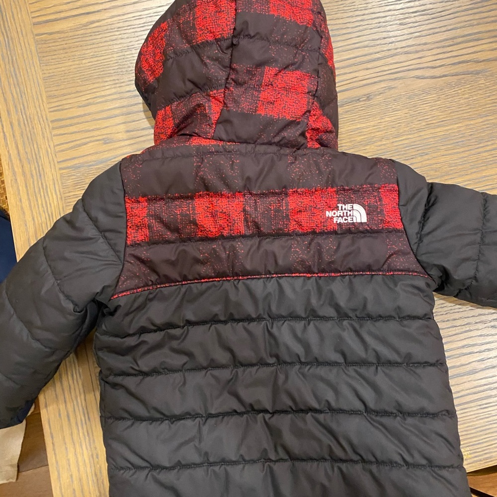 North Face Kid’s Reversible Mount Chimbo Hooded Buffalo Print Coat, Toddler 2T-3 - Picture 4 of 7